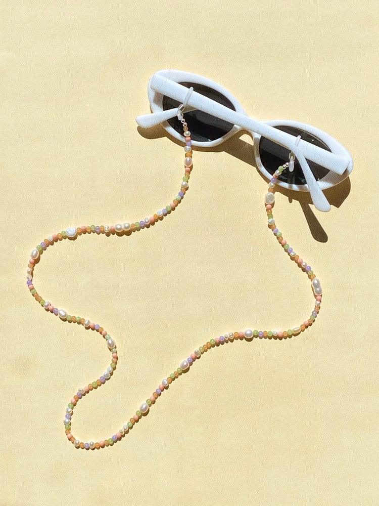 colorful_gemstone_bead_with_freshwater_pearls_sunglasses_chain